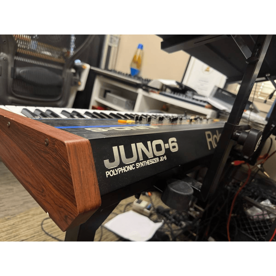 Roland Juno-6 vintage analog sybth juno-66 tubbutec midi mod