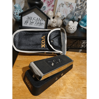 FOR SALE ! VOX 847  WAH PEDAL W/ CARRY BAG $70 OBO ! VERY WELL KEPT ! MUST PICKU image 2