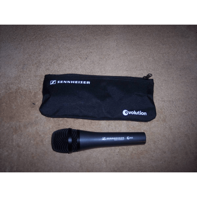 Sennheiser e835 Microphone /Almost New condition