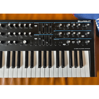 Novation Summit 16-Voice Polyphonic Synthesizer image 4