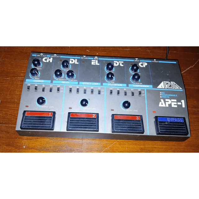 Vintage 1980s Aria APE-1 Programmable Effects Pedal Board RARE Japan